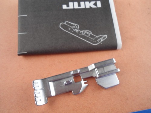 Piping foot juki serger - 1/8",